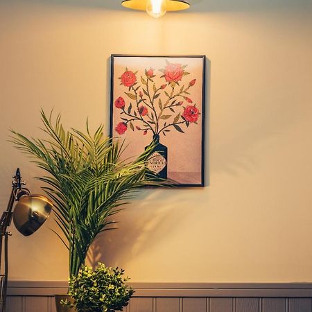 Reubens Congleton Hotell Exteriör bild